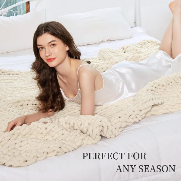 Chunky Knit Throw Blanket