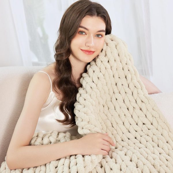Chunky Knit Throw Blanket